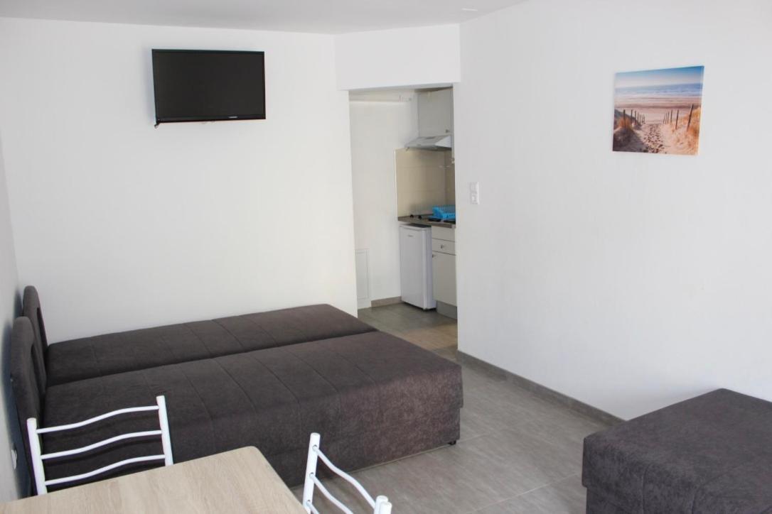 Filipovic Apartmani 메덜린 외부 사진