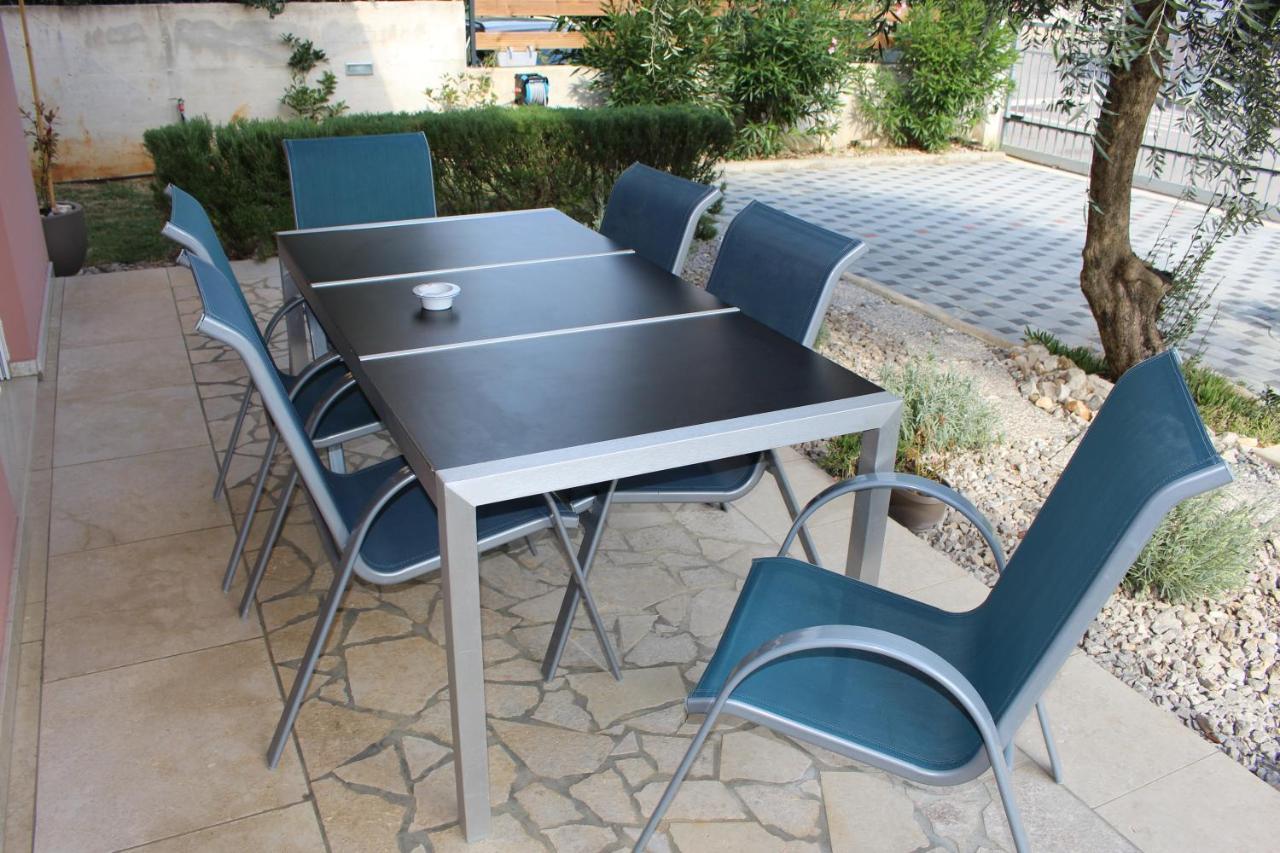 Filipovic Apartmani 메덜린 외부 사진