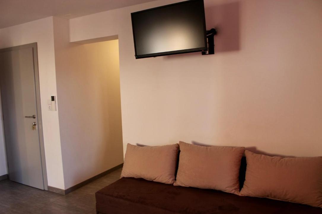 Filipovic Apartmani 메덜린 외부 사진