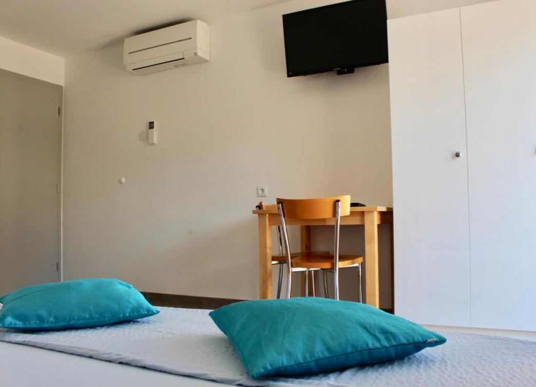 Filipovic Apartmani 메덜린 외부 사진