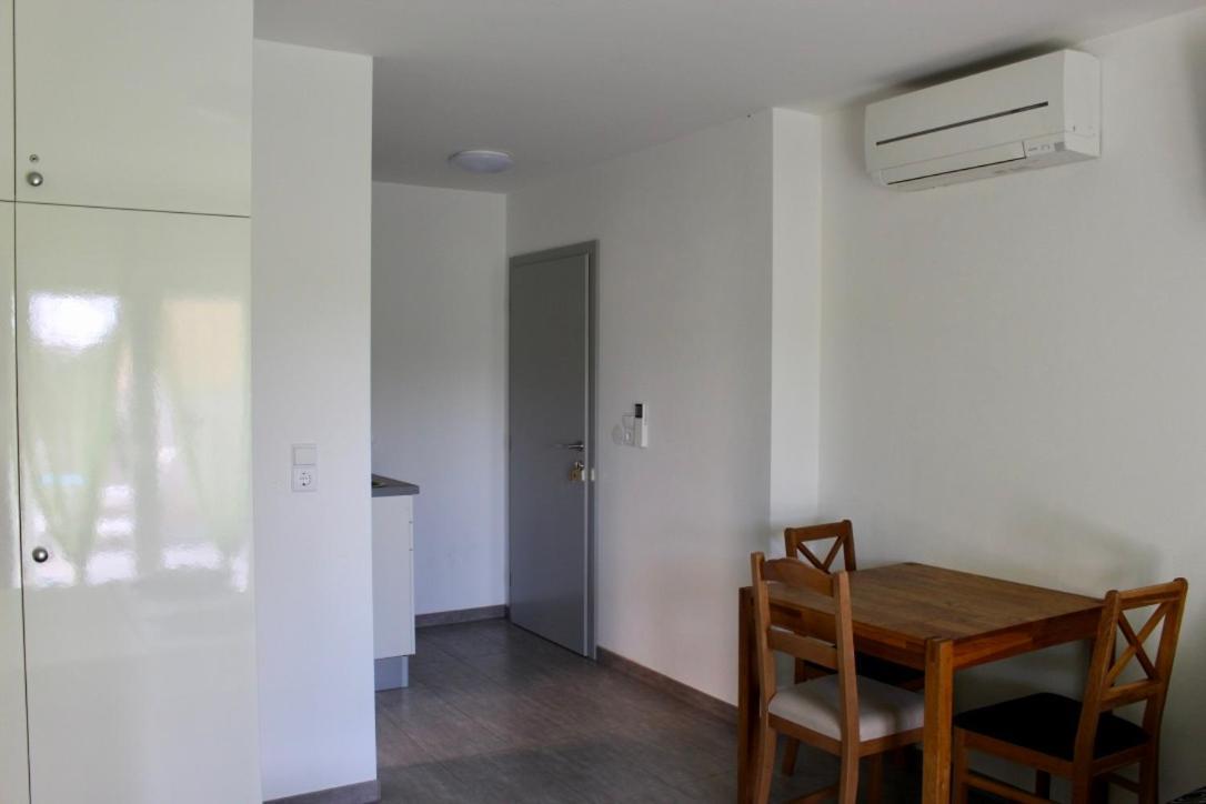 Filipovic Apartmani 메덜린 외부 사진